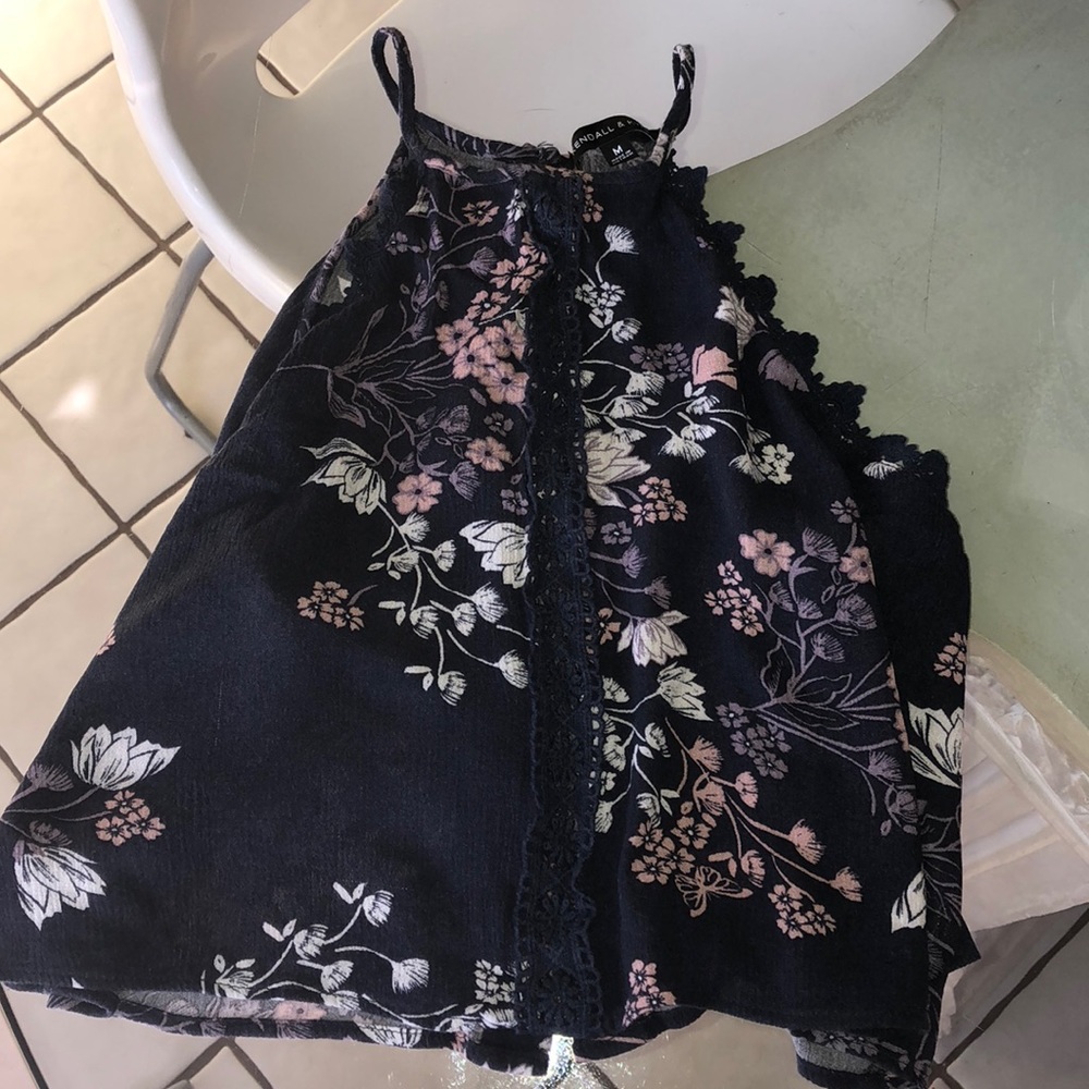 Kendall & Kylie tank top. Size M